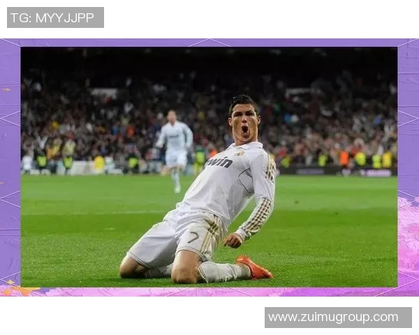 模仿足球明星经典动作挑战赛让你在绿茵场上重现传奇瞬间