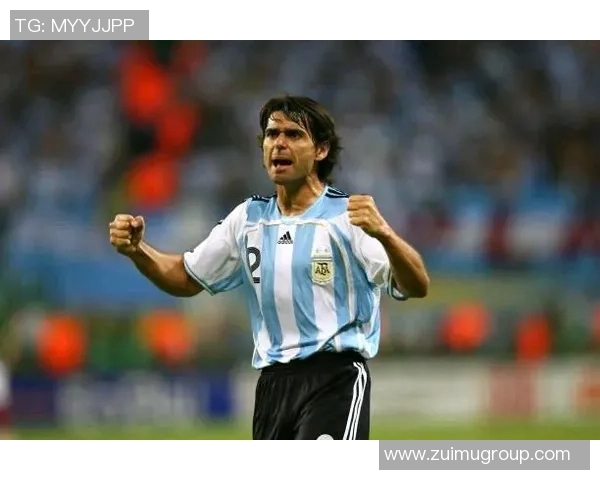 阿亚拉足球明星的传奇故事与成就揭秘