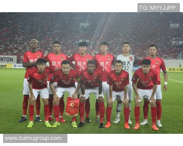 广州排球队以74分稳居联赛积分榜首位展现强劲实力